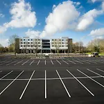Heston Hyde Hotel