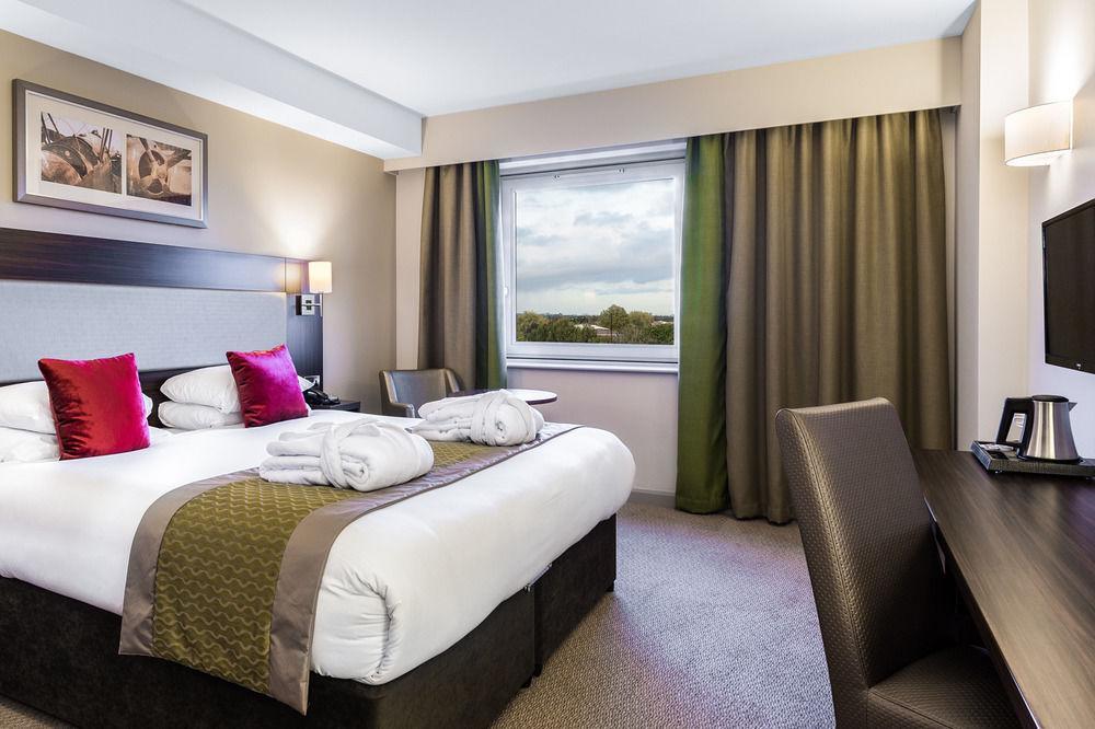 Heston Hyde 4* Hounslow